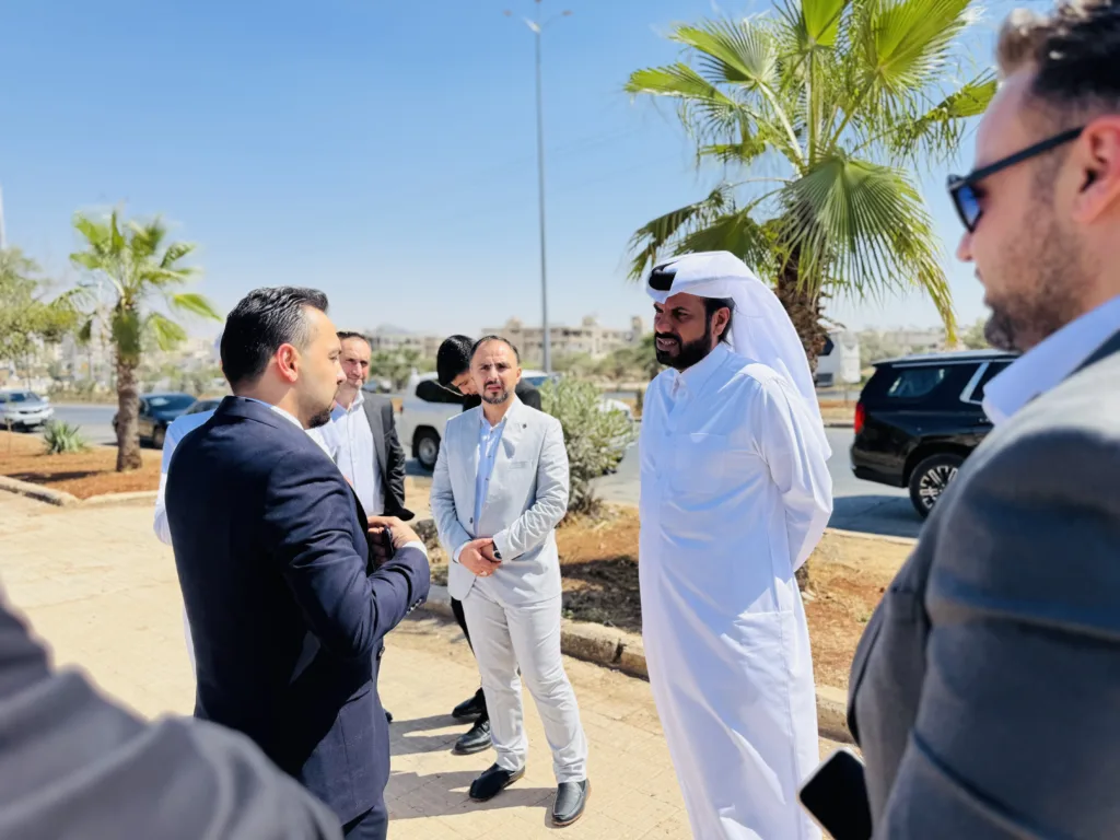 الشركة القطرية السورية ومجموعة كيان تتابعان ميدانياً تنفيذ مشروع كورنيش حلب، مع دخول المشروع مرحلته التنفيذية الأولى ومراجعة خطة العمل.