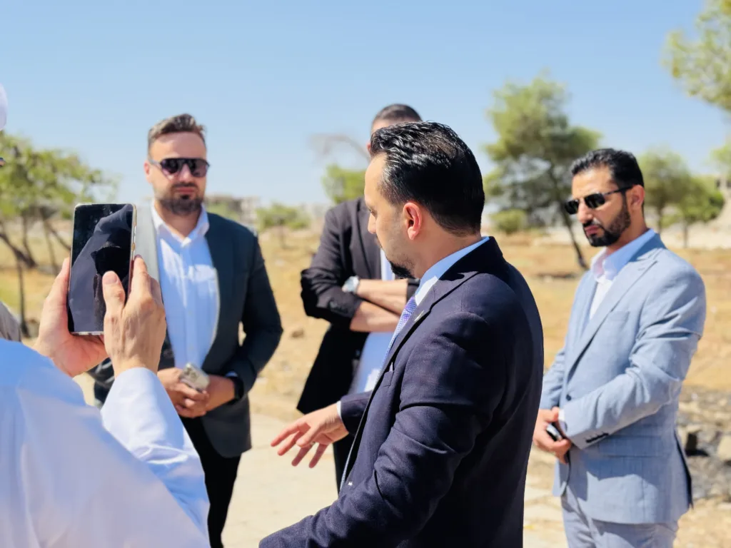 الشركة القطرية السورية ومجموعة كيان تتابعان ميدانياً تنفيذ مشروع كورنيش حلب، مع دخول المشروع مرحلته التنفيذية الأولى ومراجعة خطة العمل.